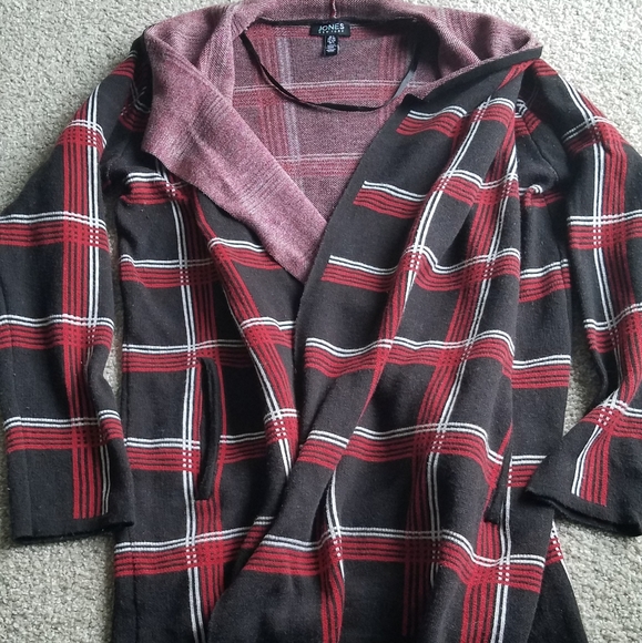 Jones NY waterfall open front red and black plaid cardigan with pockets - Picture 5 of 13